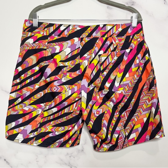 Mr. Turk Geometric Ribbon Pattern Swim Shorts - Picture 4 of 8